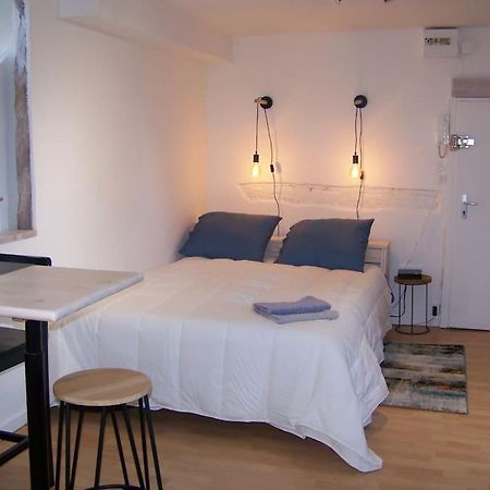 Rennes: Studio 4 Couchages, Proche Commerces, Bus. ภายนอก รูปภาพ