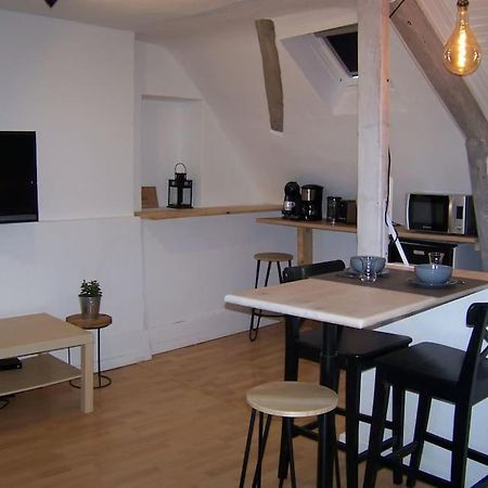Rennes: Studio 4 Couchages, Proche Commerces, Bus. ภายนอก รูปภาพ